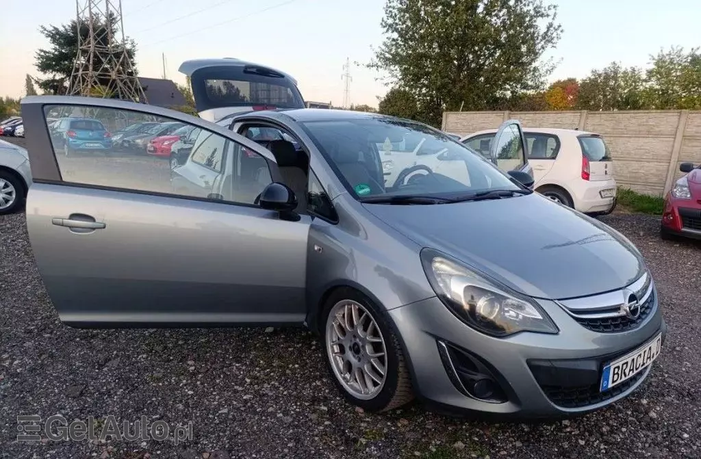 OPEL Corsa 