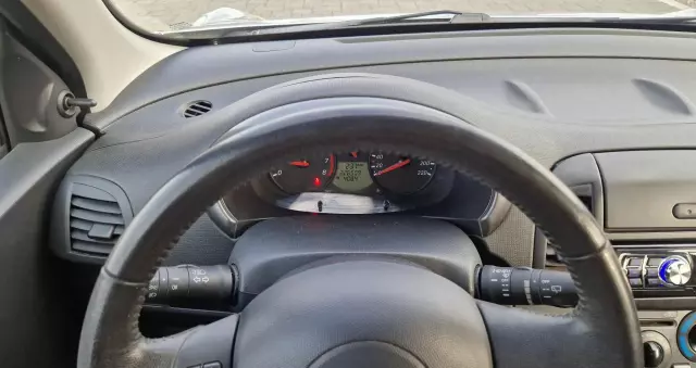 NISSAN Micra 1.2 Visia