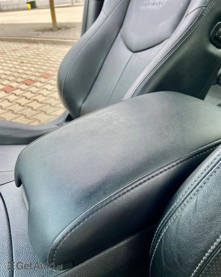 INFINITI G G37 Coupe S