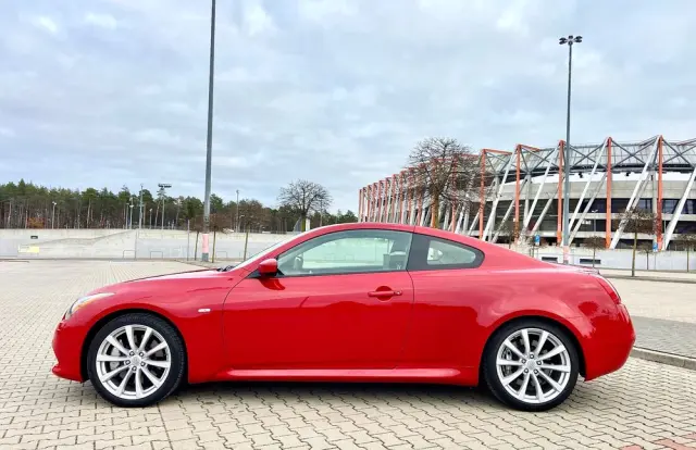 INFINITI G G37 Coupe S
