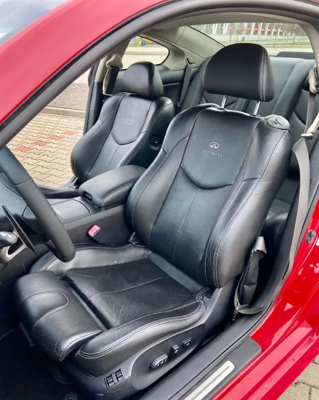 INFINITI G G37 Coupe S