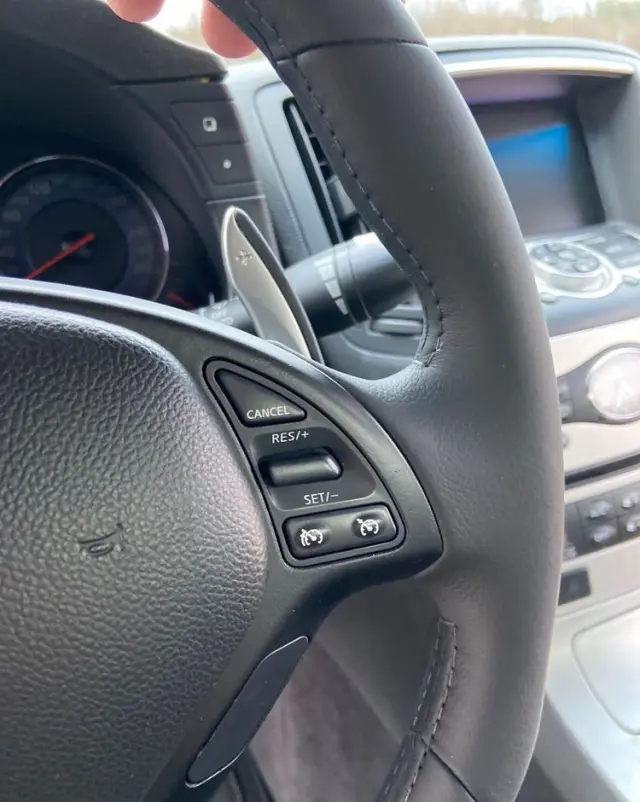 INFINITI G G37 Coupe S