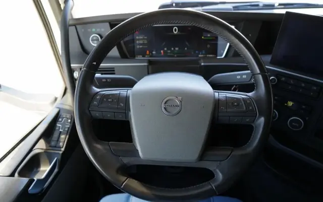 VOLVO FH 460 / I-SHIFT / I SAVE / 2023 R 