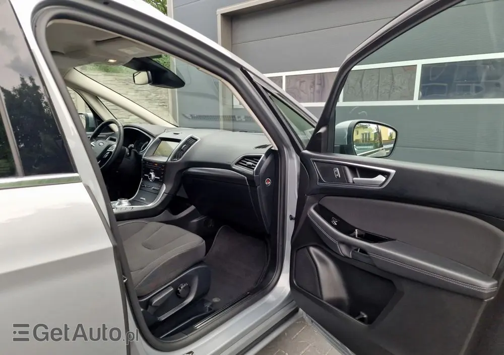 FORD S-Max 2.0 EcoBlue Titanium