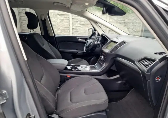 FORD S-Max 2.0 EcoBlue Titanium