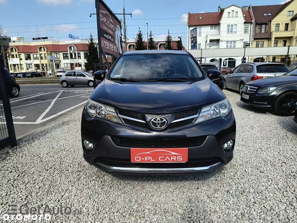 TOYOTA RAV4 
