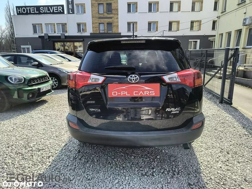 TOYOTA RAV4 