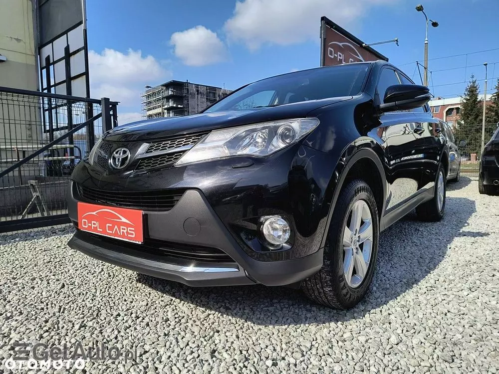 TOYOTA RAV4 