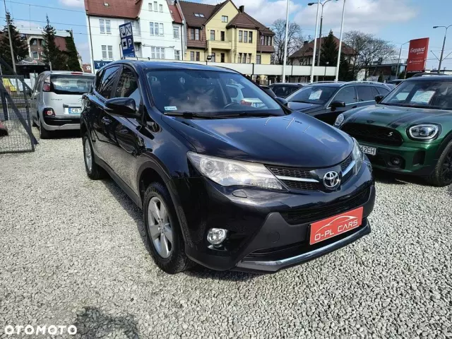 TOYOTA RAV4 