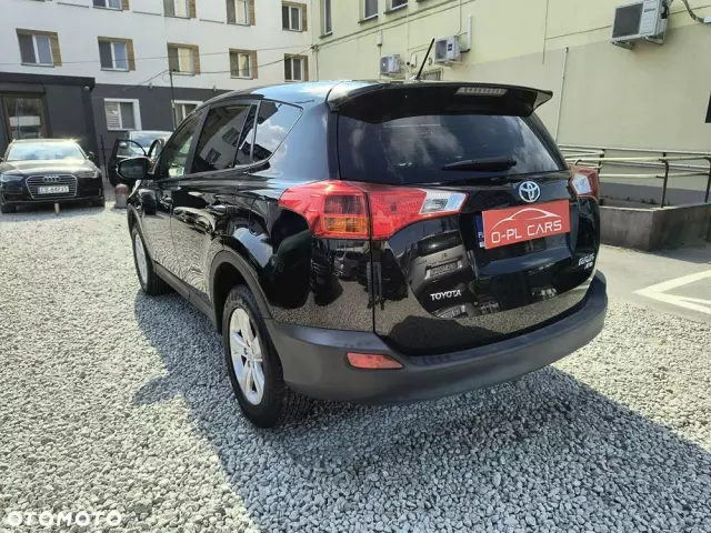 TOYOTA RAV4 
