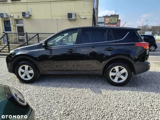 TOYOTA RAV4 