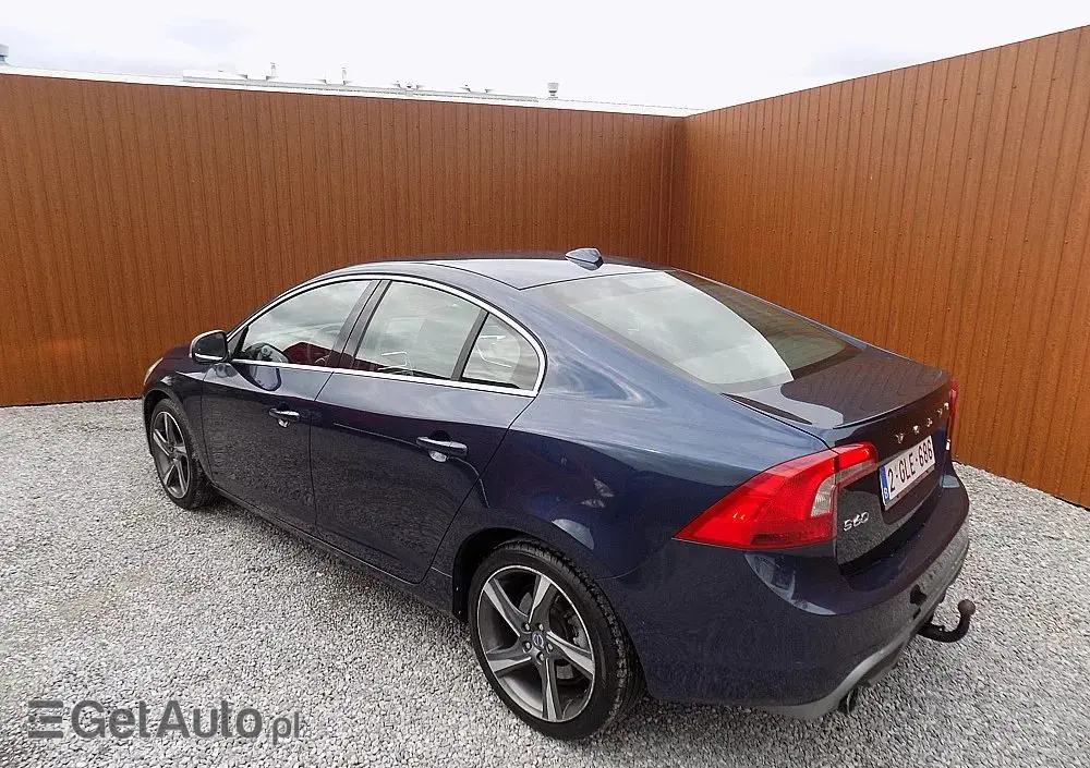 VOLVO S60 D2 Powershift RDesign