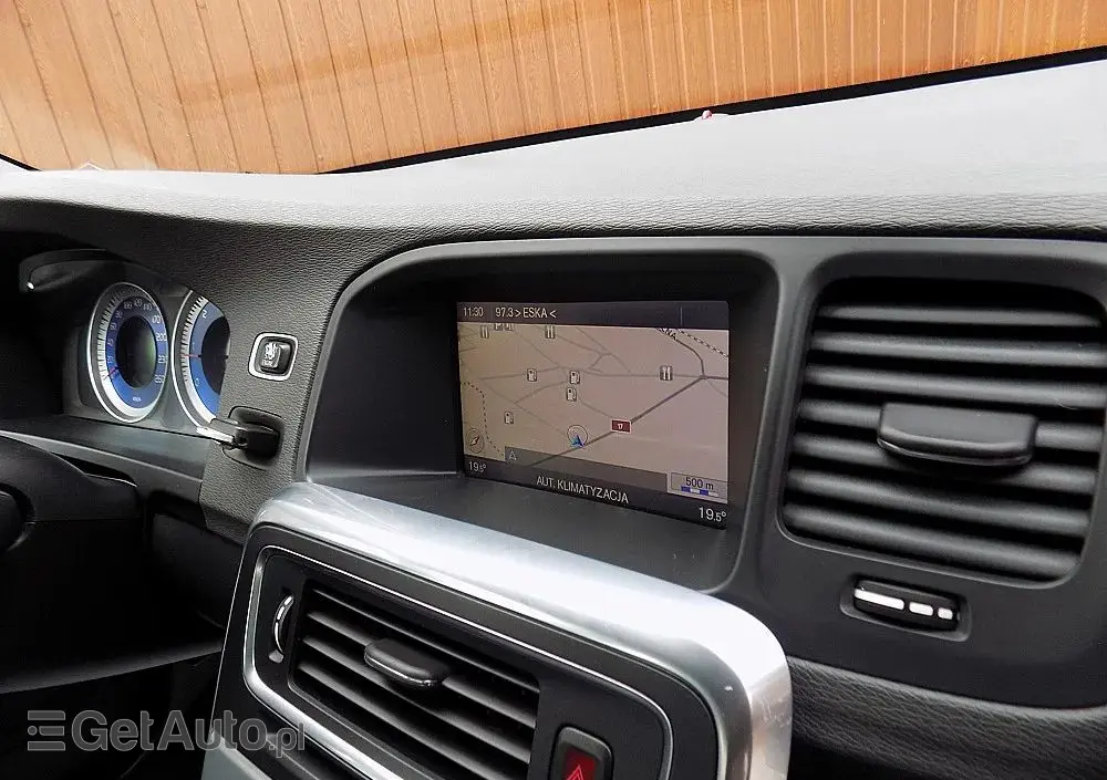 VOLVO S60 D2 Powershift RDesign