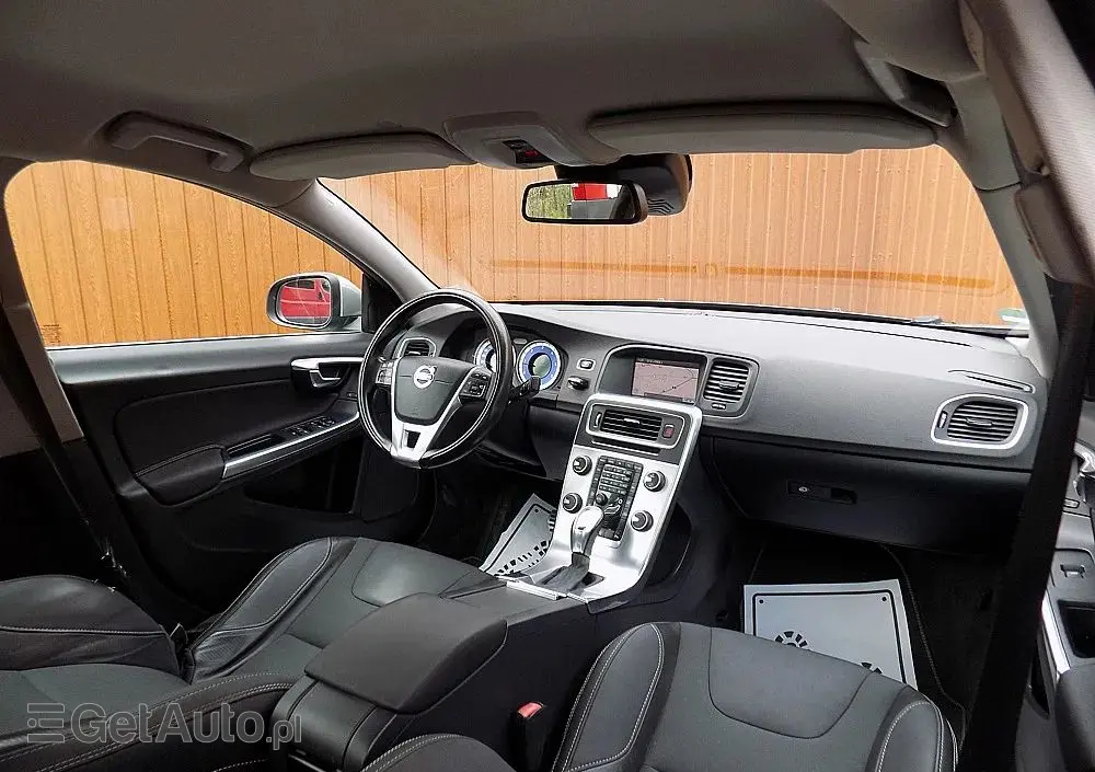 VOLVO S60 D2 Powershift RDesign