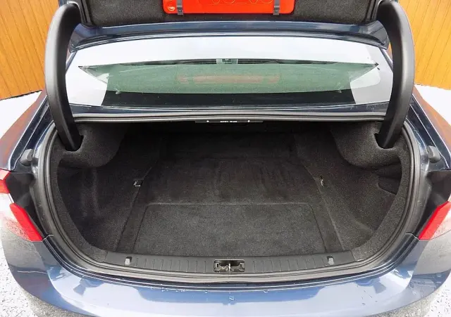 VOLVO S60 D2 Powershift RDesign