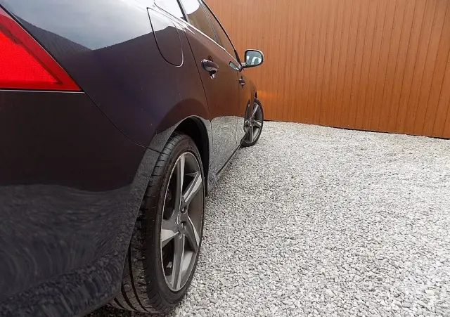 VOLVO S60 D2 Powershift RDesign