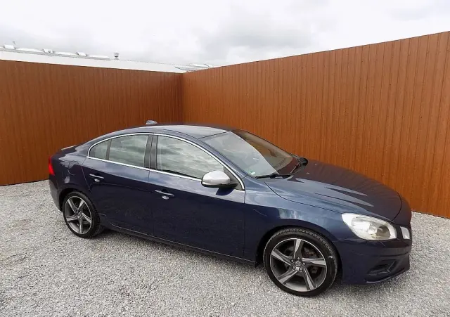 VOLVO S60 D2 Powershift RDesign