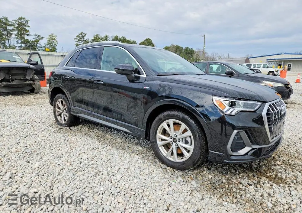 AUDI Q3 45 TFSI Quattro S tronic S line