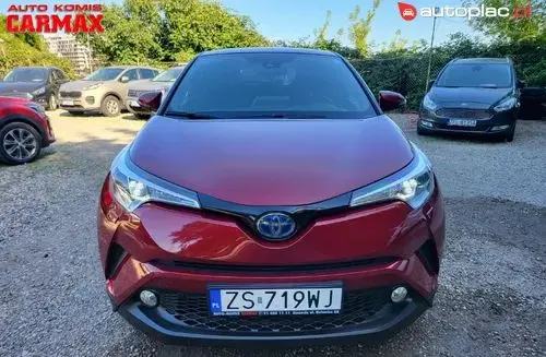 TOYOTA C-HR 