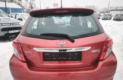 TOYOTA Yaris 