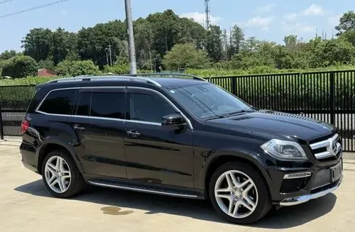 MERCEDES-BENZ GL 
