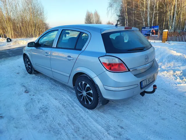 OPEL ASTRA-H 