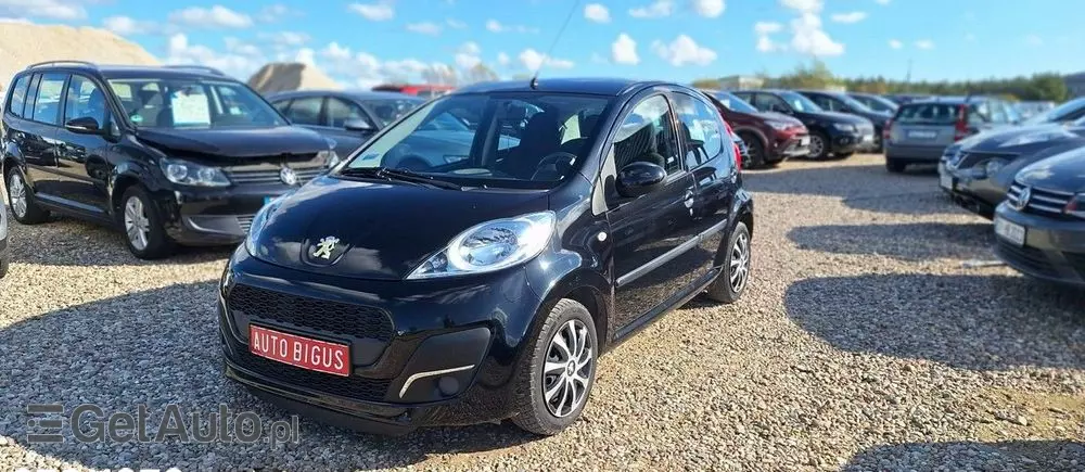 PEUGEOT 107 
