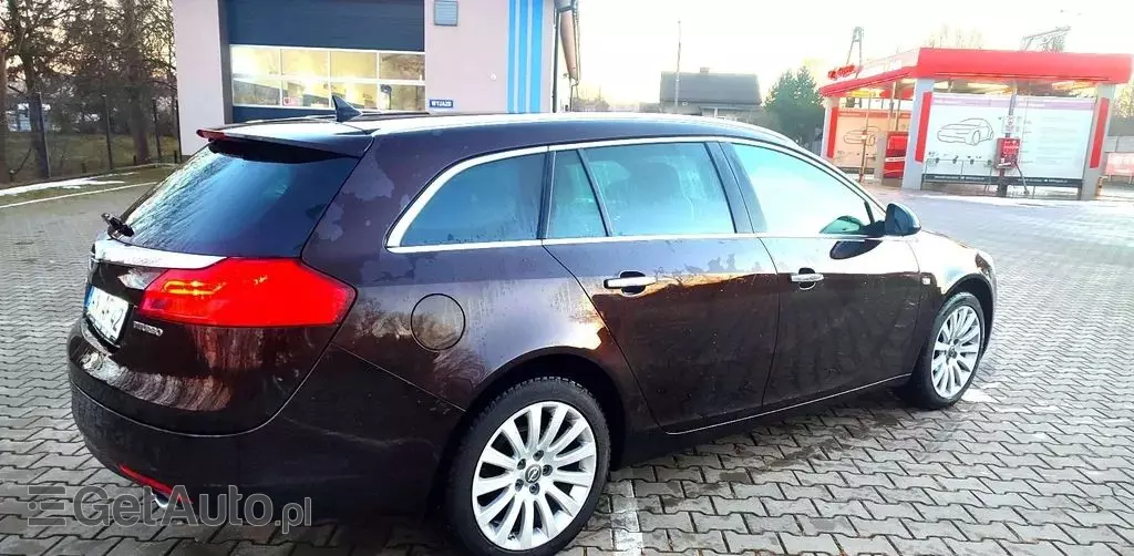 OPEL Insignia 