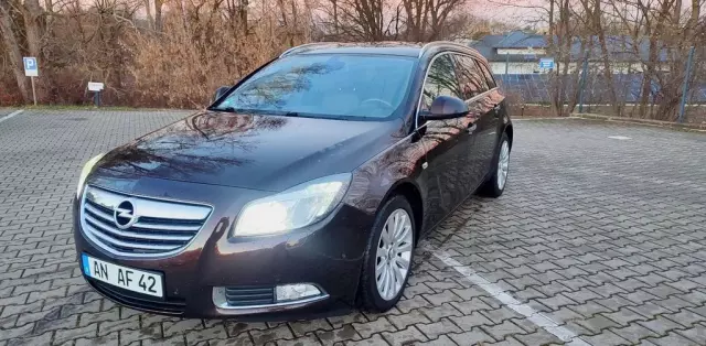 OPEL Insignia 