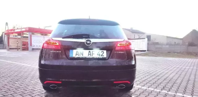 OPEL Insignia 