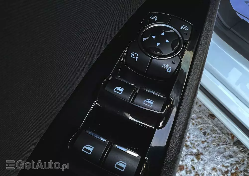 FORD Mondeo 2.0 TDCi Trend PowerShift