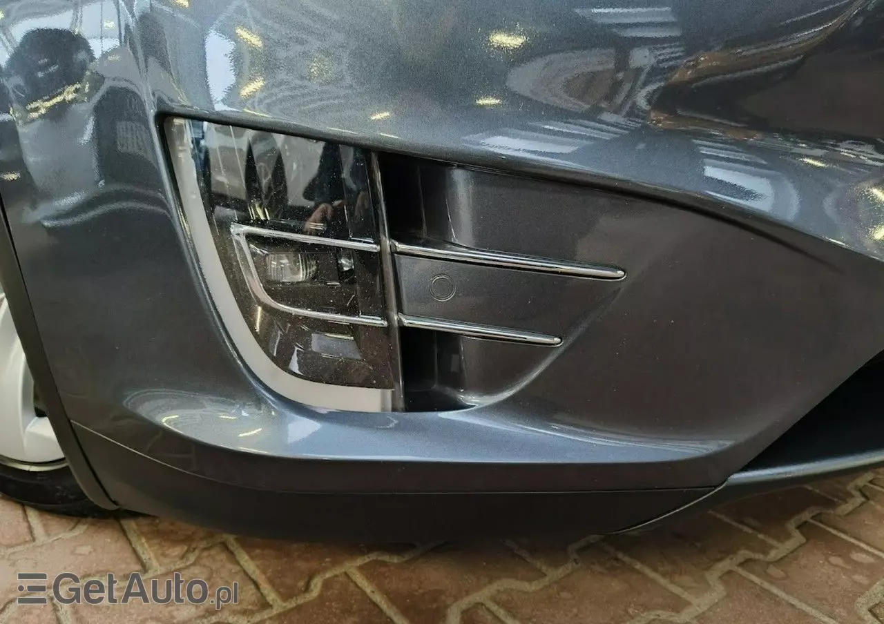 TESLA Model X Performance