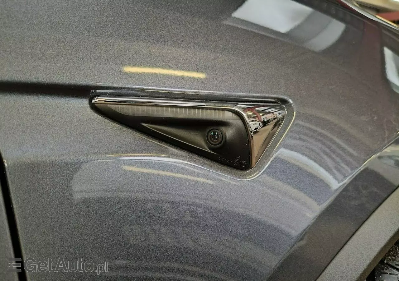 TESLA Model X Performance