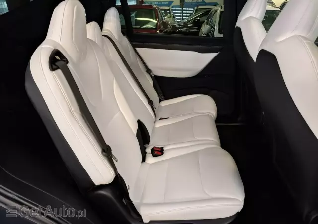 TESLA Model X Performance