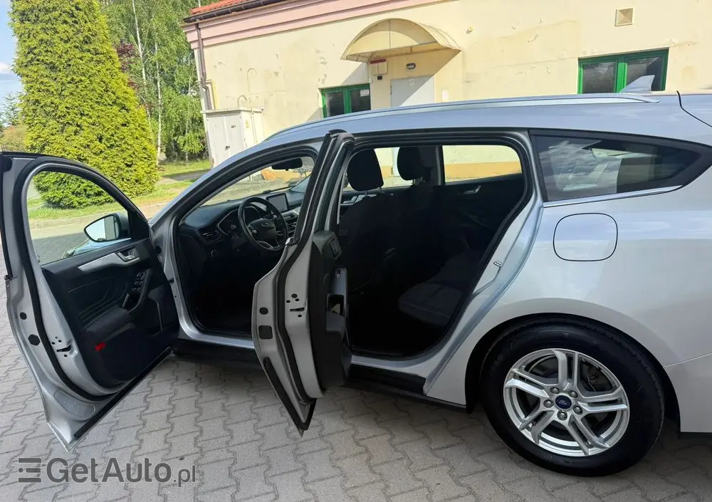 FORD Focus 2.0 TDCi Titanium ASS