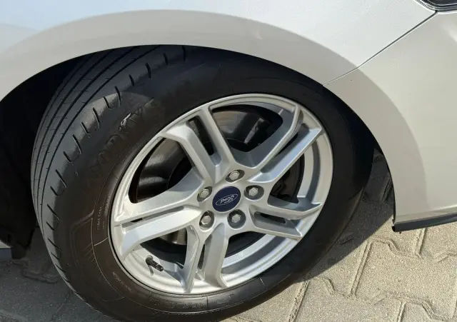 FORD Focus 2.0 TDCi Titanium ASS