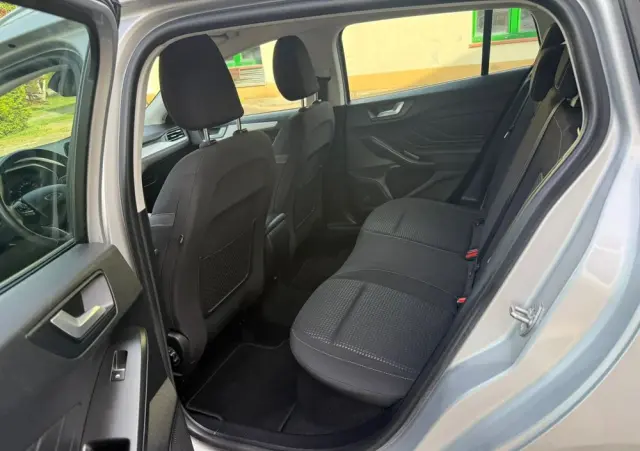 FORD Focus 2.0 TDCi Titanium ASS