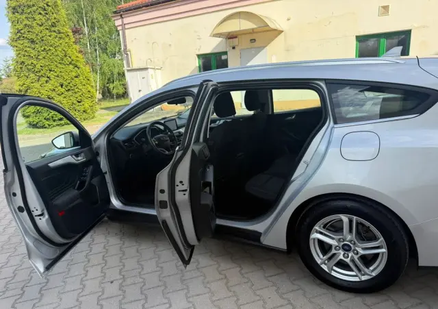 FORD Focus 2.0 TDCi Titanium ASS