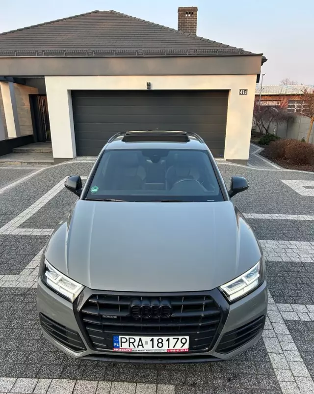 AUDI Q5 45 TFSI quattro S tronic sport