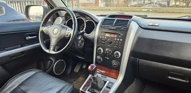 SUZUKI Grand Vitara 