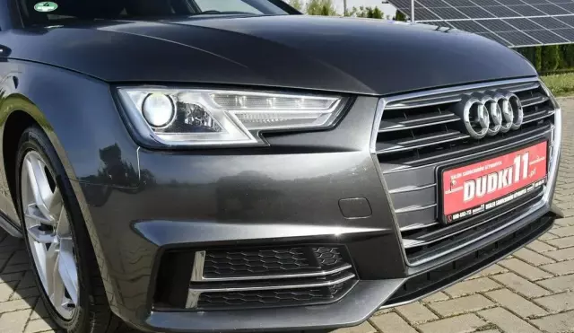 AUDI A4 