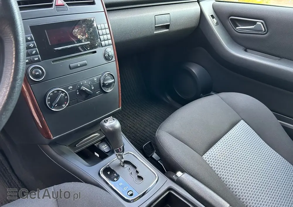 MERCEDES-BENZ Klasa A 150 Autotronic Avantgarde Polar Star