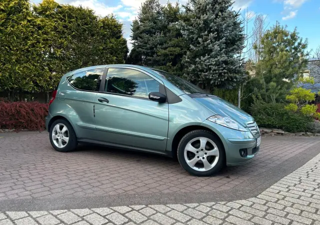 MERCEDES-BENZ Klasa A 150 Autotronic Avantgarde Polar Star