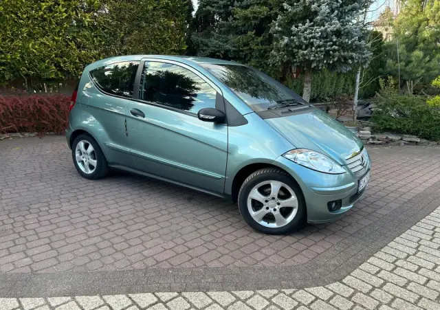 MERCEDES-BENZ Klasa A 150 Autotronic Avantgarde Polar Star