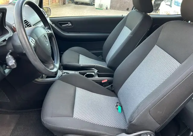 MERCEDES-BENZ Klasa A 150 Autotronic Avantgarde Polar Star