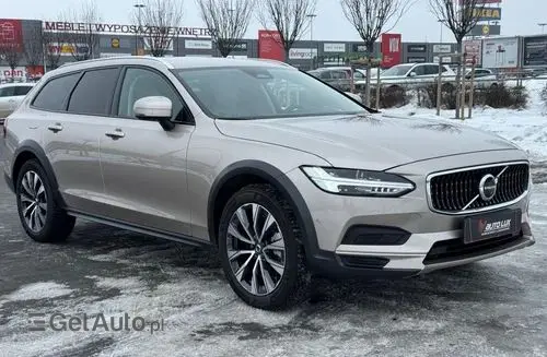 VOLVO V90 Cross Country 