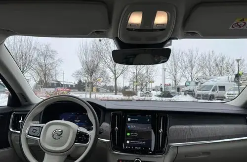 VOLVO V90 Cross Country 