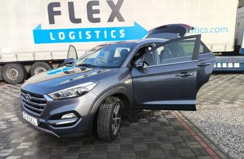 HYUNDAI Tucson 