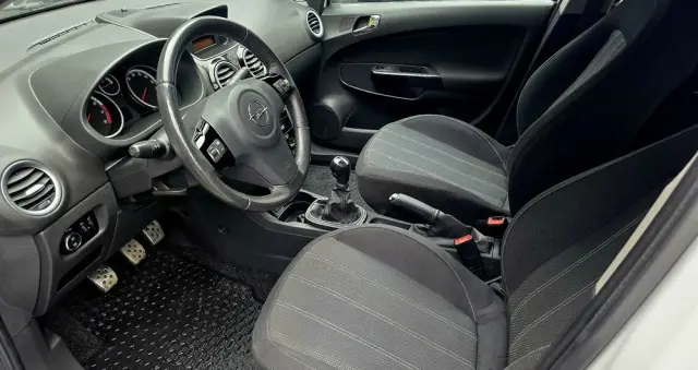 OPEL Corsa 1.4 Turbo (ecoFLEX) Start/Stop Color Edition