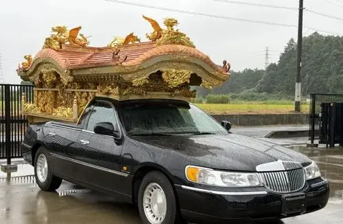 LINCOLN Buddyjski Karawan  